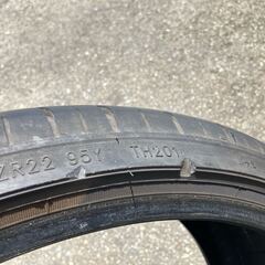 T15◆255/30R22 95Y トライアングル 中古タイヤ2本セット!!希少サイズ!!22インチ中古タイヤ アルファード ヴェルファイア 等の画像
