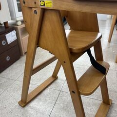 ★リユースのサカイ高崎店★TJ12560  ベビーチェア 茶 H77×D46.5×W41.5 クリーニング済みの画像