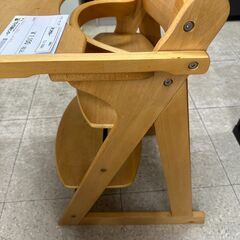 ★リユースのサカイ高崎店★TJ12561 KATOJI ベビーチェア ライトブラウン H81×D50×W49 クリーニング済みの画像