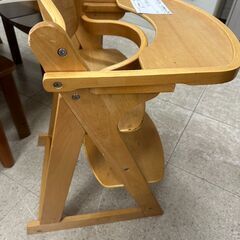 ★リユースのサカイ高崎店★TJ12561 KATOJI ベビーチェア ライトブラウン H81×D50×W49 クリーニング済みの画像