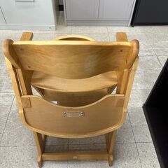 ★リユースのサカイ高崎店★TJ12561 KATOJI ベビーチェア ライトブラウン H81×D50×W49 クリーニング済みの画像