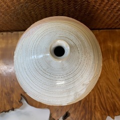 配送可能【萩焼】保男窯 大和保男作 花瓶 共箱付 在銘 陶印有 茶道具 華道具 作家物 花器 壷 骨董 アンティーク 良品の画像
