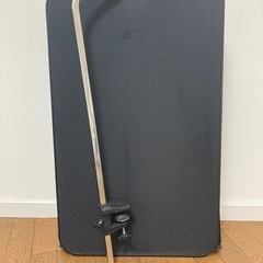 プチリュバンのトリミングテーブルの画像