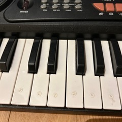 16 電子ピアノ キーボードの画像