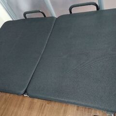 【折りたたみベッド】アイリスオーヤマの画像