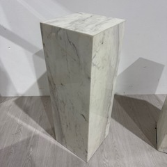 カッテランイタリア　大理石　花台　オブジェの画像