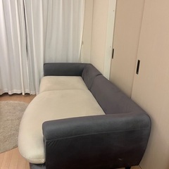 ソファの画像