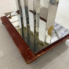 カッテランイタリア　大理石　ダイニングテーブルの画像