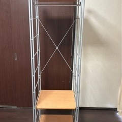 ハンガーラックの画像