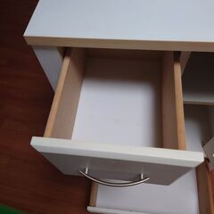 食器棚の画像