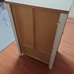 食器棚の画像