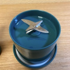 フレーバーアクアボトル&フレッシュジュースポータブルブレンダーの画像