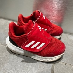 adidasキッズスニーカー15cmの画像