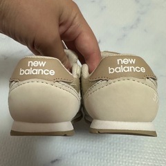ニューバランス スニーカー の画像
