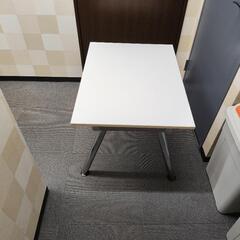 【無料】IKEA GALANT/高さが変えられる机の画像