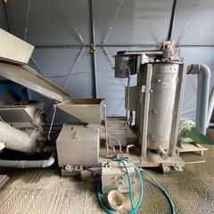 プラスチック洗浄脱水機の画像