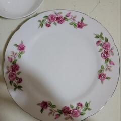 花柄 ＊洋食器 ＊昭和レトロ ＊CHORI JAPAN✽平皿の画像
