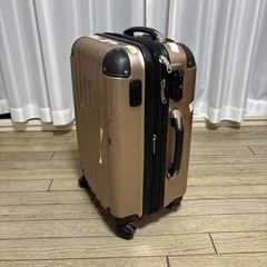 キャリーケースの画像