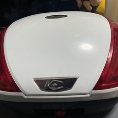 CooCaseクーケースフルセット‼️ アストラv50トップケース パールホワイト キャリア付の画像