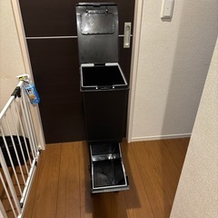 2段ゴミ箱の画像