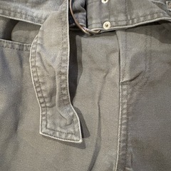 希少品！Levi's グレー スリムデニムパンツの画像