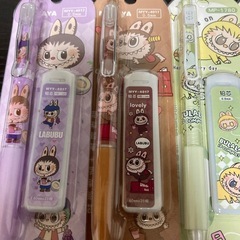 70🐰LABUBUラブブ。シャーペンセット1つ¥450の画像