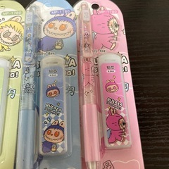 70🐰LABUBUラブブ。シャーペンセット1つ¥450の画像