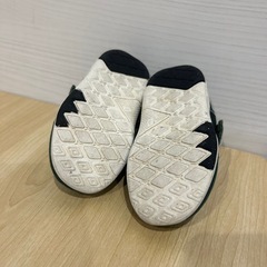 ニューバランス子供靴の画像