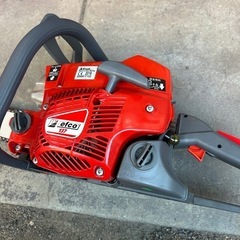 美品実働中古/農機具【シングウ 新宮商行 エンジンチェンソー efco137 35cm 】新品替え刃付き。引き取り希望🙇‍♂️の画像