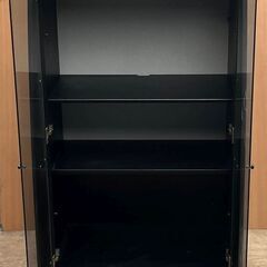 デザイン性の良い　食器棚（カップボード）　安価にお譲りしますの画像