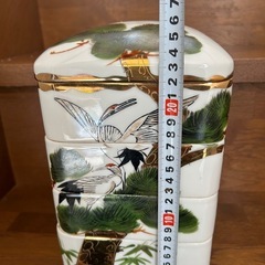 昭和初期　有田焼（寿山窯）陶磁器製　四段重箱　の画像