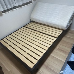 セミダブルベッドの画像