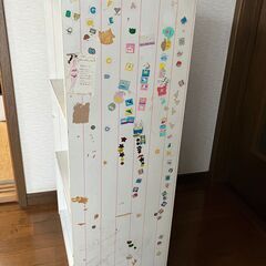 収納ラックの画像