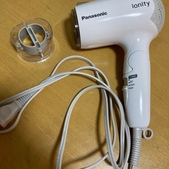 ヘアドライヤー　Panasonic Ionity EH-NE2A　の画像