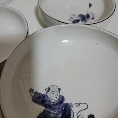 唐子 絵柄 皿4枚まとめての画像