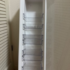 洗面台の鏡の画像