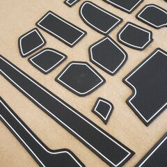 ステップワゴン　ラバーマット　ゴムマット　蓄光　光る　RP1 RP2 RP3 RP4 RP5　インテリア　滑り止めシートの画像