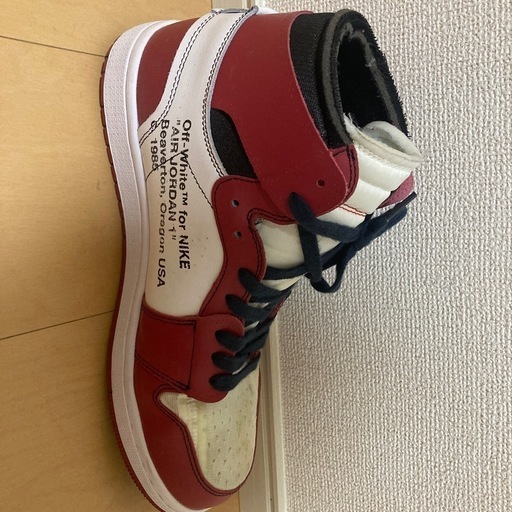 オフホワイト × ナイキ エアジョーダン1 レトロ