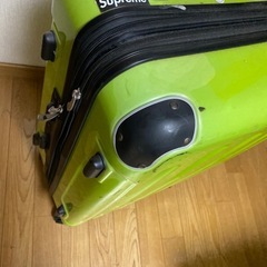 キャリーケースの画像
