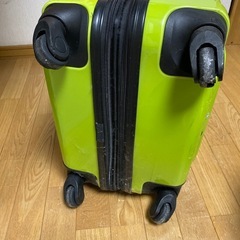キャリーケースの画像