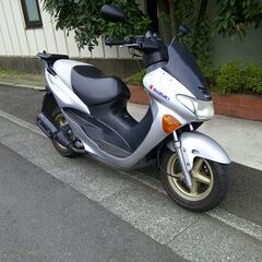 スズキ　アヴェニス125　電装カスタム実働車　バッテリーフル充電　タイヤ前後バリ山　ナンバー登録書類有りの画像