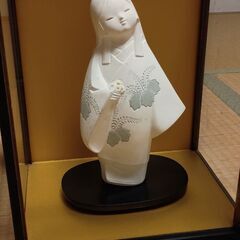 博多人形 松尾文夫作 のぎく陶器製ガラスケース付の画像