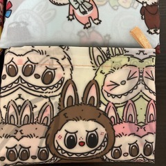 76🐰LABUBUラブブ。大きめエコバッグ1つ¥720の画像