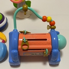 知育玩具4点の画像