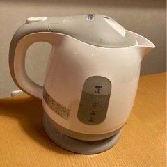 電気ケトルの画像