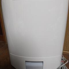 パナソニック　デシカント式除湿機の画像