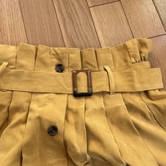 🌻 濃いめの黄色　スカート　Mサイズ🌻の画像