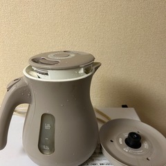 電気ポットの画像