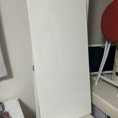 IKEA マグネットボードの画像