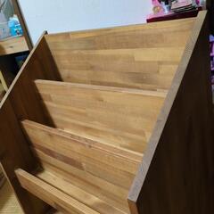 絵本棚の画像